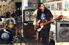 Pawel Maciwoda, gitara basowa TSA, 1997 w D&Z